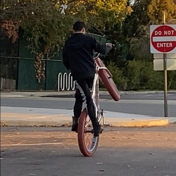 Meet your Posher, James - Picture 1 of 1